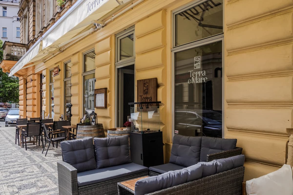 Interiér restaurace Terra e Mare