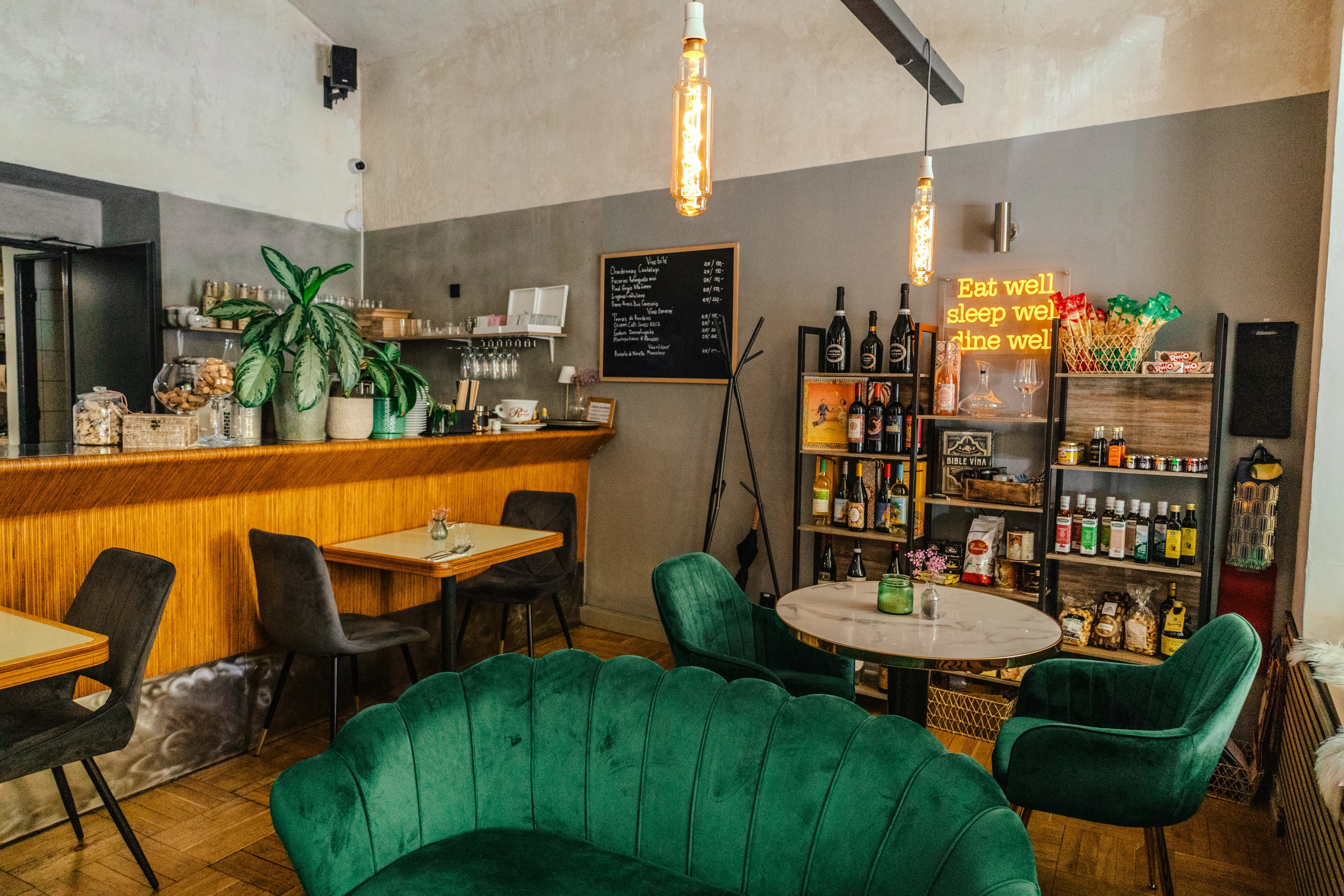 Restaurant atmosphere